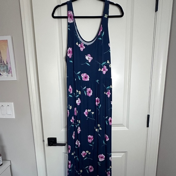 SO Dresses & Skirts - SO Maxi Dress XXL- Navy Floral (#049)